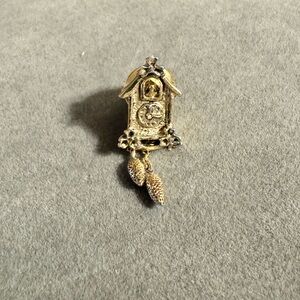 Vintage Avon Cuckoo Clock Pin